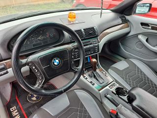 BMW
328