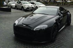 astonmartin.thumb.jpg.a3b8f2a3197e8e86a3