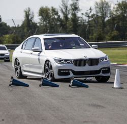 2016-g12-bmw-7-series-drive-review-021.jpg