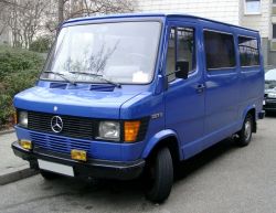 Mercedes_T1_front_20080214.jpg