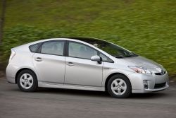 toyota-prius-02.jpg