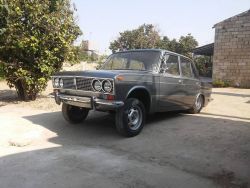 10eh861-3.jpg