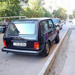 BLElFy4AR30.jpg