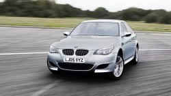 bmw_2.thumb.jpg.fa9f4a0b94d803ef4909428e3d31110a.jpg