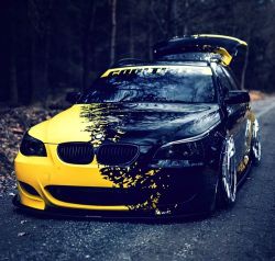 bmw.thumb.jpg.9b13d10d01761fb4979efd6c87000f82.jpg