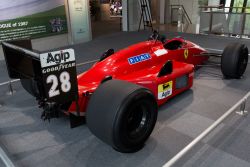 Ferrari_F1-87_rear-right1_2015_Honda_Collection_Hall.jpg